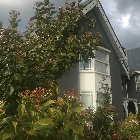Hearty House
